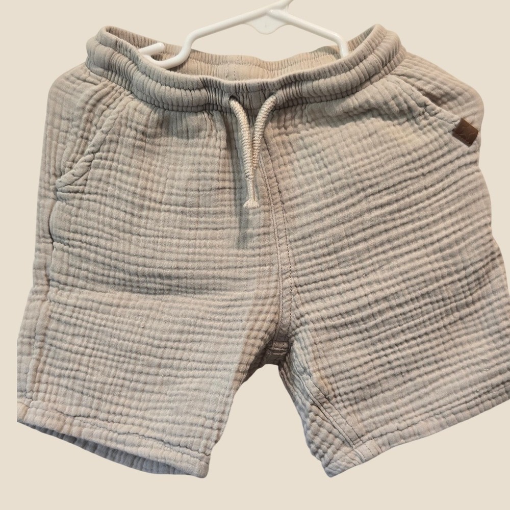 Next Boys Stone Beige Cotton Gauze Drawstring Shorts 5-6 Years 631-533-425